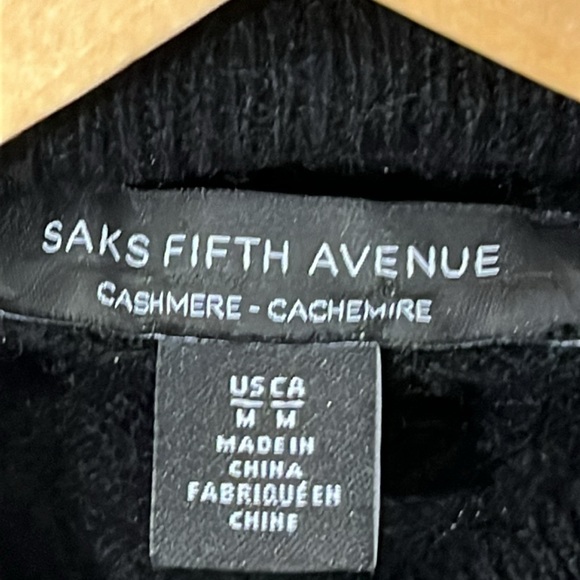 Saks Fifth Avenue Cashmere Turtleneck in Black size M - Picture 9 of 10